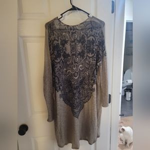 Knee length cardigan with back detail sz medium